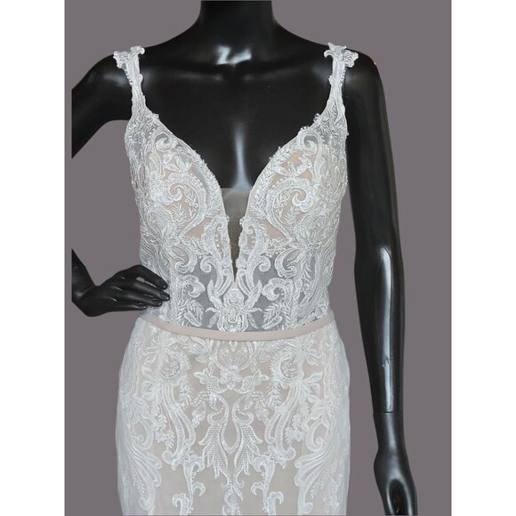 Ivory/Cappuccino Lace Applique Fit and Flare  Wedding  Gown - Mori Lee - Picture 6 of 16